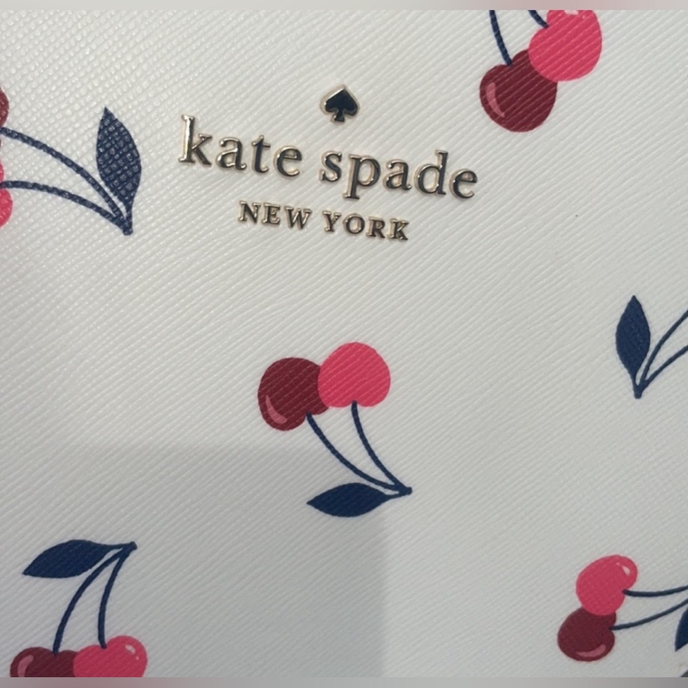 EUC!! Kate Spade Heart Shaped Cherry Crossbody - Picture 3 of 7